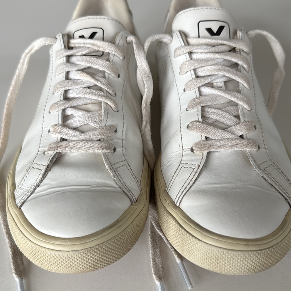 VEJA Esplar Leather Logo Sneakers in White Color  Womens Size 7 - Picture 3 of 16